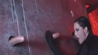 Нарийхан дэгдээхэйн хайртай хамгийн халуун шулуун гэдсээр довтолгоо