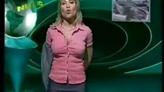 Blonde дараа blowjob машинд fucked гэхэд залуу гэртээ