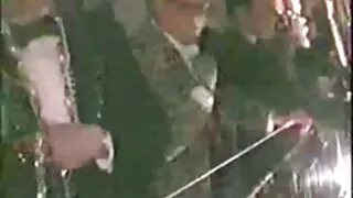 Шаргал нь шивээс fucks нь Түүний босс