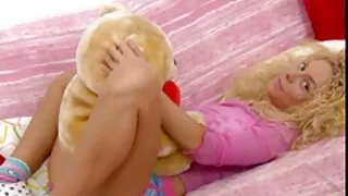 Эзэгтэй jerks унтраах боол хойлог, зохион байгуулж сайхан femdom
